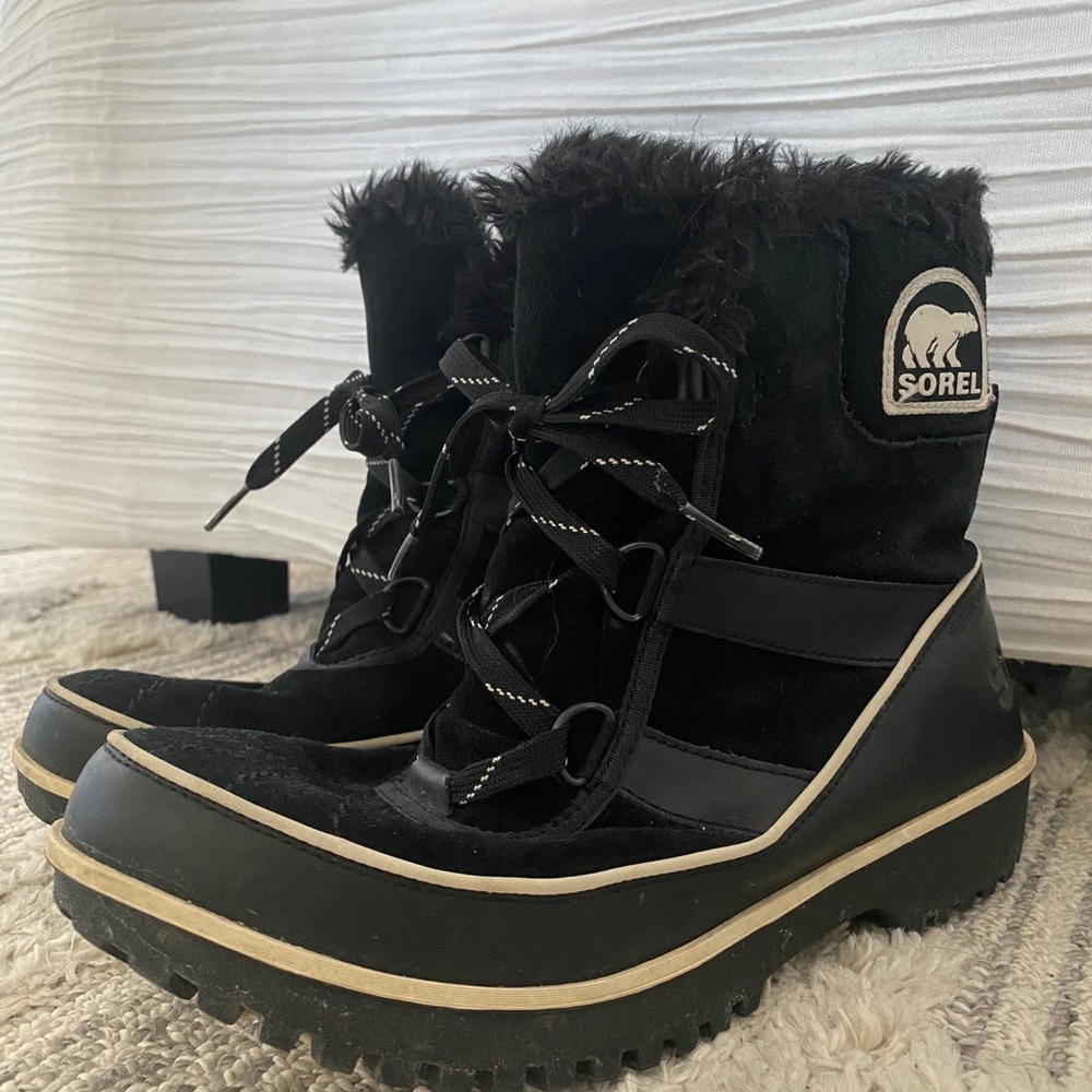 Sorel Tivoli II Women’s Snow Boots - Picture 1 of 8